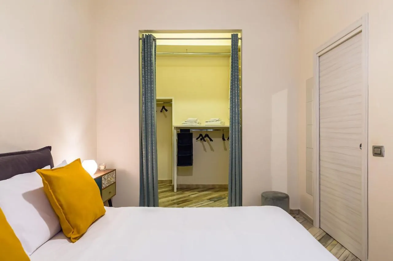 Design Flat In The City Center By Wonderful Italy Apartment Naples